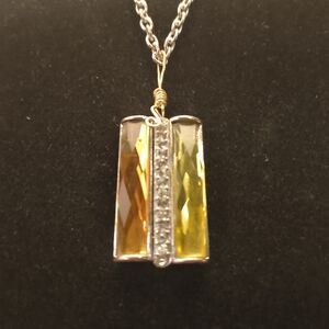 Yellow Cretine Diamond Elegant Gold Pendant Necklace